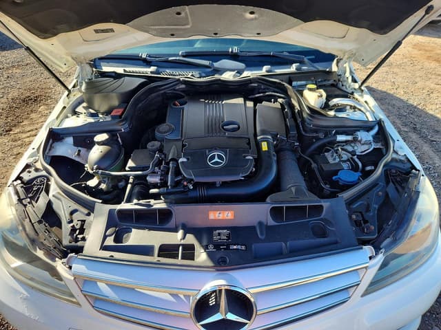 2012 Mercedes-Benz C 250 фото 11