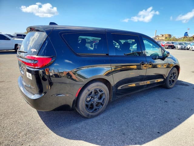 2022 Chrysler Pacifica Hybrid Touring L фото 3
