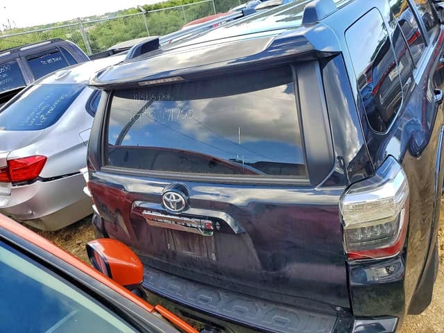 2023 Toyota 4Runner Sr5 фото 6